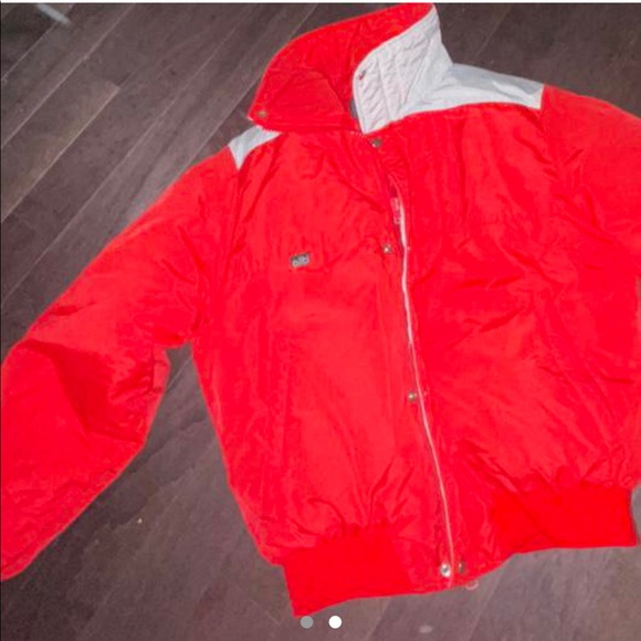 Vintage ski jacket! red (not as bright in person) super warm and size medium-L - Picture 2 of 2